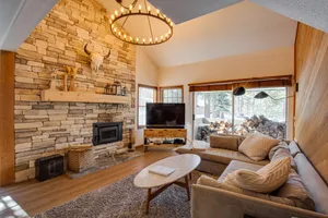United States California Mammoth Lakes vacation rental compare prices direct by owner 2483687