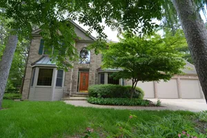 United States Illinois Elgin vacation rental compare prices direct by owner 747730
