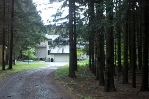 United States New York Syracuse vacation rental compare prices direct by owner 1379852