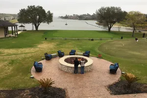 United States Texas Montgomery vacation rental compare prices direct by owner 34643233