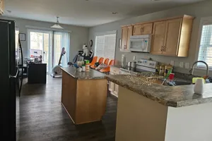 United States Delaware Newark vacation rental compare prices direct by owner 34692048