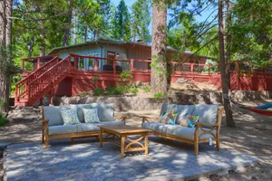 United States California Oakhurst vacation rental compare prices direct by owner 32551777