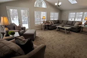 United States Ohio West Chester Township vacation rental compare prices direct by owner 11462220