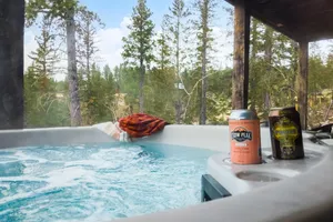United States South Dakota Lead vacation rental compare prices direct by owner 23640859