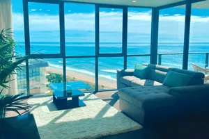 Australia Queensland Surfers Paradise vacation rental compare prices direct by owner 24464274