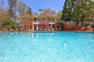 United States Georgia Gainesville vacation rental compare prices direct by owner 33123026
