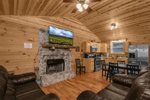 United States Ohio Logan vacation rental compare prices direct by owner 258850