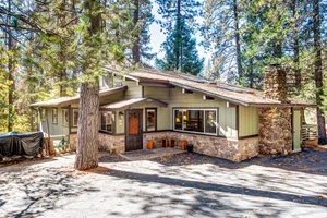 United States California Yosemite National Park vacation rental compare prices direct by owner 11386524