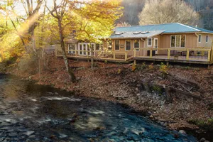 United States North Carolina Bryson City vacation rental compare prices direct by owner 13076796