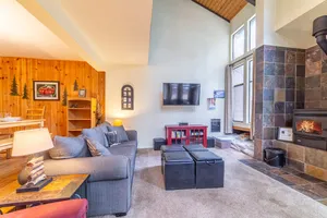 United States California Mammoth Lakes vacation rental compare prices direct by owner 23617903