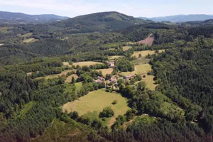 France Auvergne Saint-Victor-Montvianeix vacation rental compare prices direct by owner 35364336