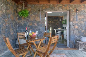 Spain CN La Costa-Tinajo vacation rental compare prices direct by owner 3861971