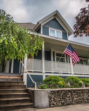 United States Michigan Harbor Springs vacation rental compare prices direct by owner 219706