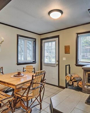 United States Michigan Gaylord vacation rental compare prices direct by owner 193302