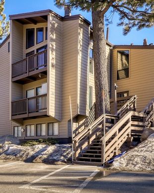 United States Nevada Stateline vacation rental compare prices direct by owner 19468265