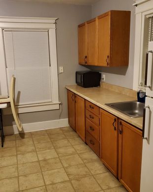 United States Kansas Pratt vacation rental compare prices direct by owner 11587801