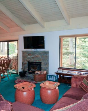 United States California Mammoth Lakes vacation rental compare prices direct by owner 2858727