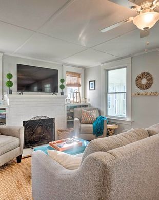 United States Rhode Island Narragansett vacation rental compare prices direct by owner 19964060