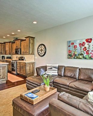 United States Utah Huntsville vacation rental compare prices direct by owner 2272007