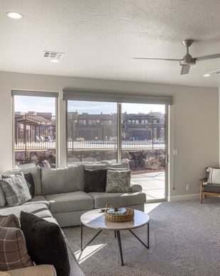 United States Utah St. George vacation rental compare prices direct by owner 22575059