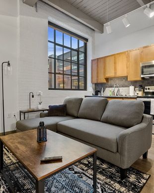 United States Ohio Cleveland vacation rental compare prices direct by owner 19726577