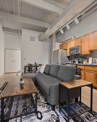 United States Ohio Cleveland vacation rental compare prices direct by owner 19484711