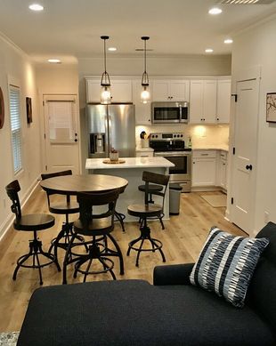 United States South Carolina Greenville vacation rental compare prices direct by owner 3791461