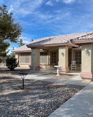 United States Nevada Pahrump vacation rental compare prices direct by owner 11490943