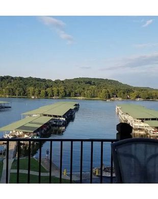 United States Missouri Camdenton vacation rental compare prices direct by owner 11476989