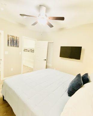 United States Louisiana Lake Charles vacation rental compare prices direct by owner 6042886