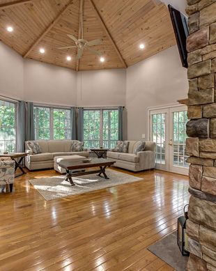 United States Georgia Helen vacation rental compare prices direct by owner 9329725