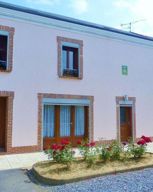 France Grand Est Rocroi vacation rental compare prices direct by owner 9331760