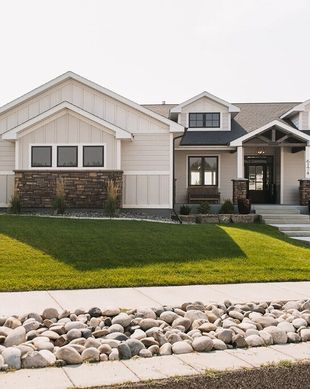 United States Montana Billings vacation rental compare prices direct by owner 11645046