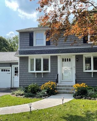 United States New York Rochester vacation rental compare prices direct by owner 19759784