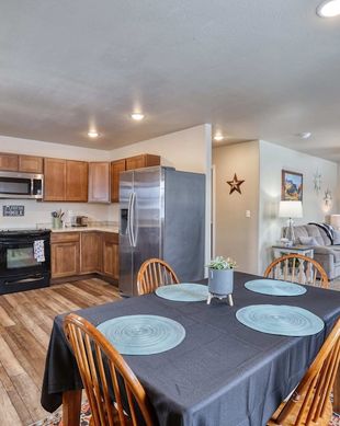 United States Wyoming Sheridan vacation rental compare prices direct by owner 13041649