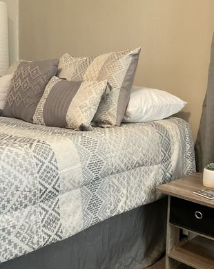 United States New Hampshire Milford vacation rental compare prices direct by owner 11497639