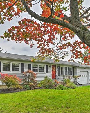 United States Maine Hampden vacation rental compare prices direct by owner 10118989