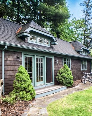 United States New York Lake George vacation rental compare prices direct by owner 15401841