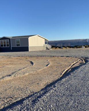 United States Nevada Pahrump vacation rental compare prices direct by owner 24987227