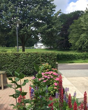 Belgium Vlaanderen Riemst vacation rental compare prices direct by owner 5560392