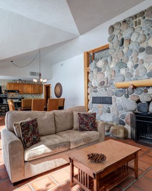 United States Montana Bozeman vacation rental compare prices direct by owner 699790