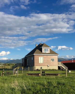 United States Montana Gallatin Gateway vacation rental compare prices direct by owner 762317