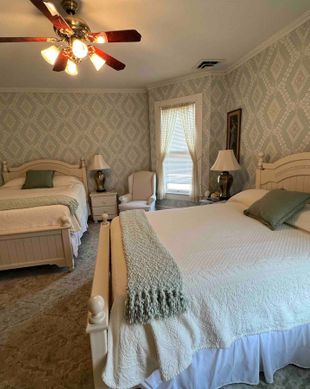 United States Indiana Nappanee vacation rental compare prices direct by owner 12439186