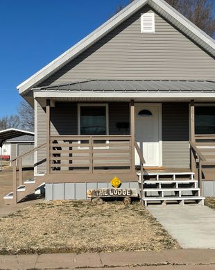 United States Kansas Great Bend vacation rental compare prices direct by owner 2104212