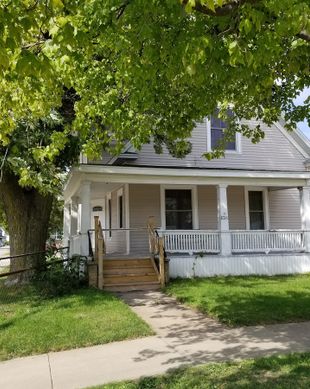 United States Iowa Cedar Rapids vacation rental compare prices direct by owner 2626245