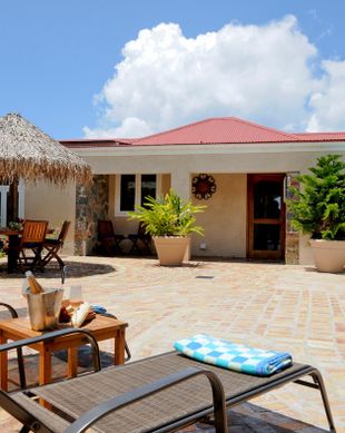 U.S. Virgin Islands St. John Cruz Bay vacation rental compare prices direct by owner 2981166
