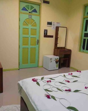 Maldives North Central Province Omadhoo vacation rental compare prices direct by owner 11327570