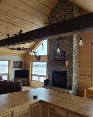 United States Montana Livingston vacation rental compare prices direct by owner 11416824