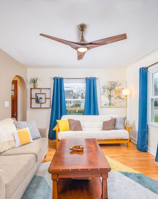 United States Wisconsin Oshkosh vacation rental compare prices direct by owner 12202673