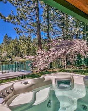 United States California South Lake Tahoe vacation rental compare prices direct by owner 10600321